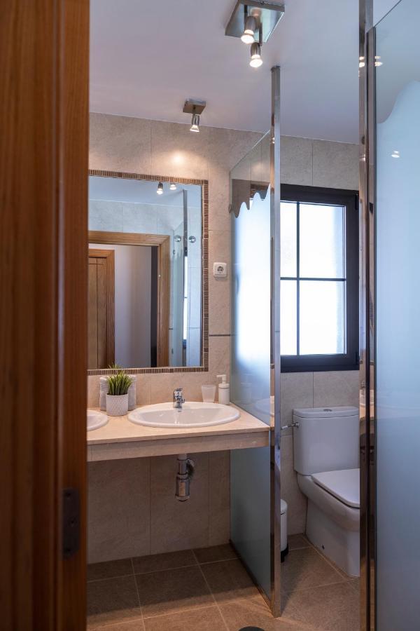 Ideal For Family Holidays, Near Beach And Golf- Casa James La Guirra Kültér fotó